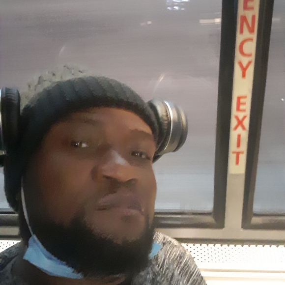 Meet your Posher, Eric - Picture 2 of 2